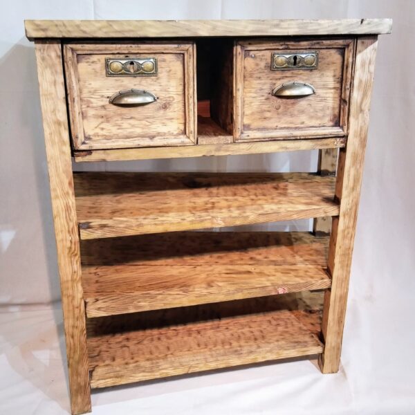 MUEBLE DE MADERA MACIZA. "La Huella del Artesano"