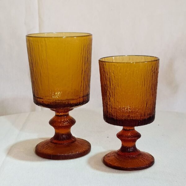 CONJUNTO DE COPAS VINTAGE