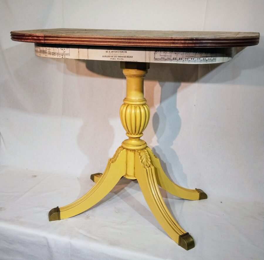 ANTIGUA CONSOLA . "El eco de las Melodias".