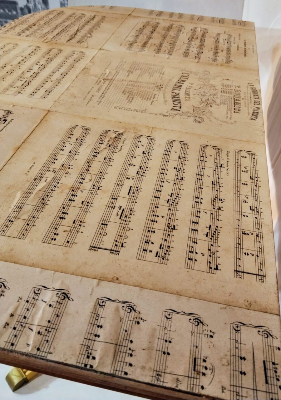 ANTIGUA CONSOLA . "El eco de las Melodias". - Imagen 6