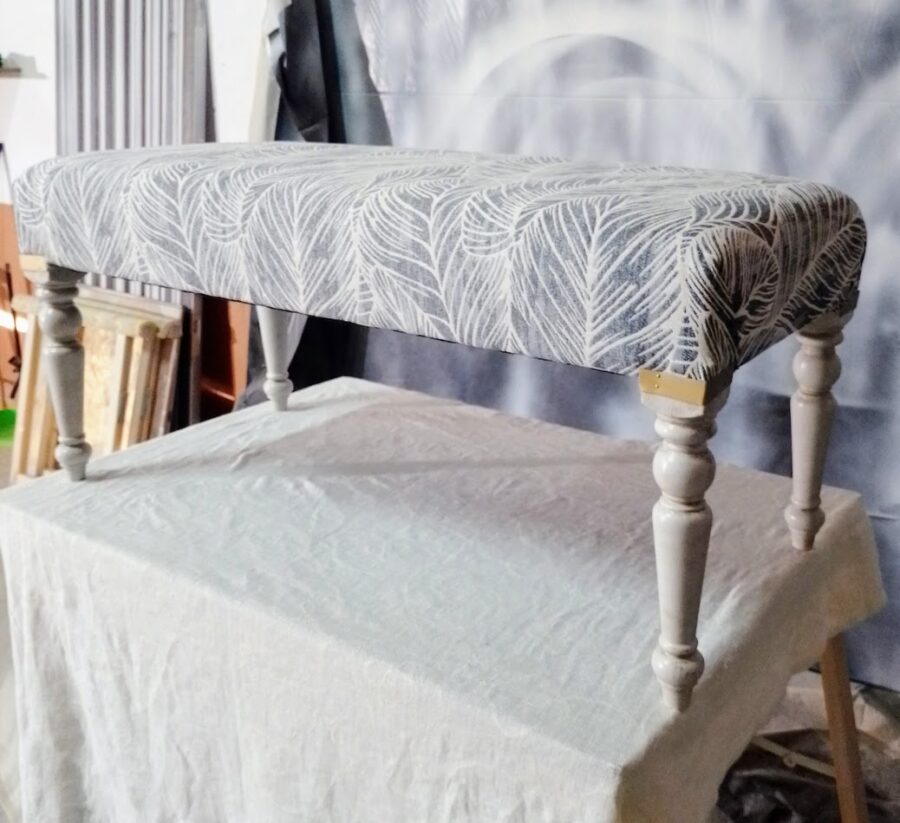 DESCALZADORA PIE DE CAMA. "Un detalle de confort"
