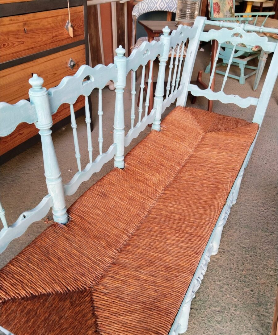 BANCO DE MADERA CON ASIENTO DE ENEA - Imagen 2