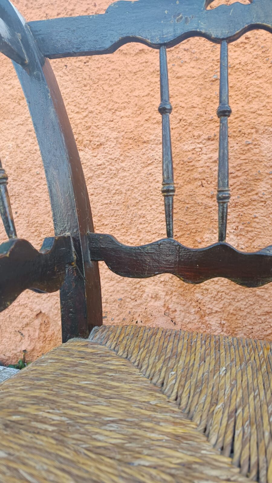 BANCO DE MADERA CON ASIENTO DE ENEA - Imagen 2
