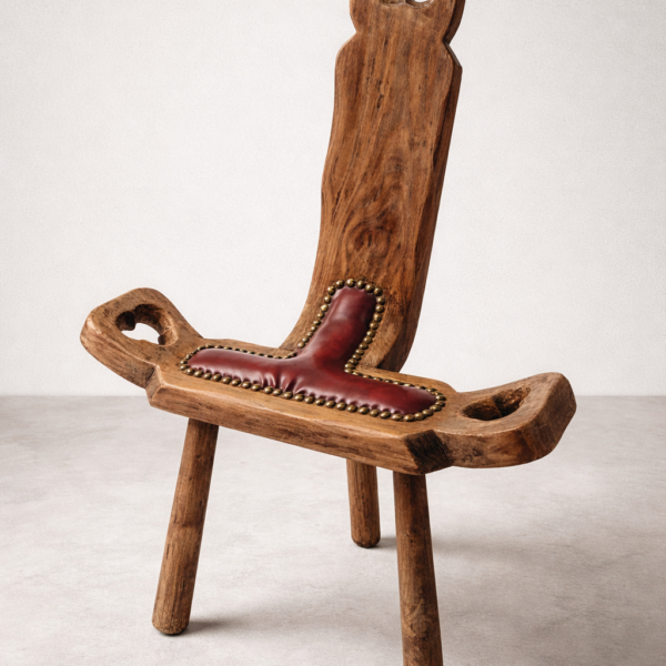 Silla paridera rústica restaurada artesanalmente · Pieza única