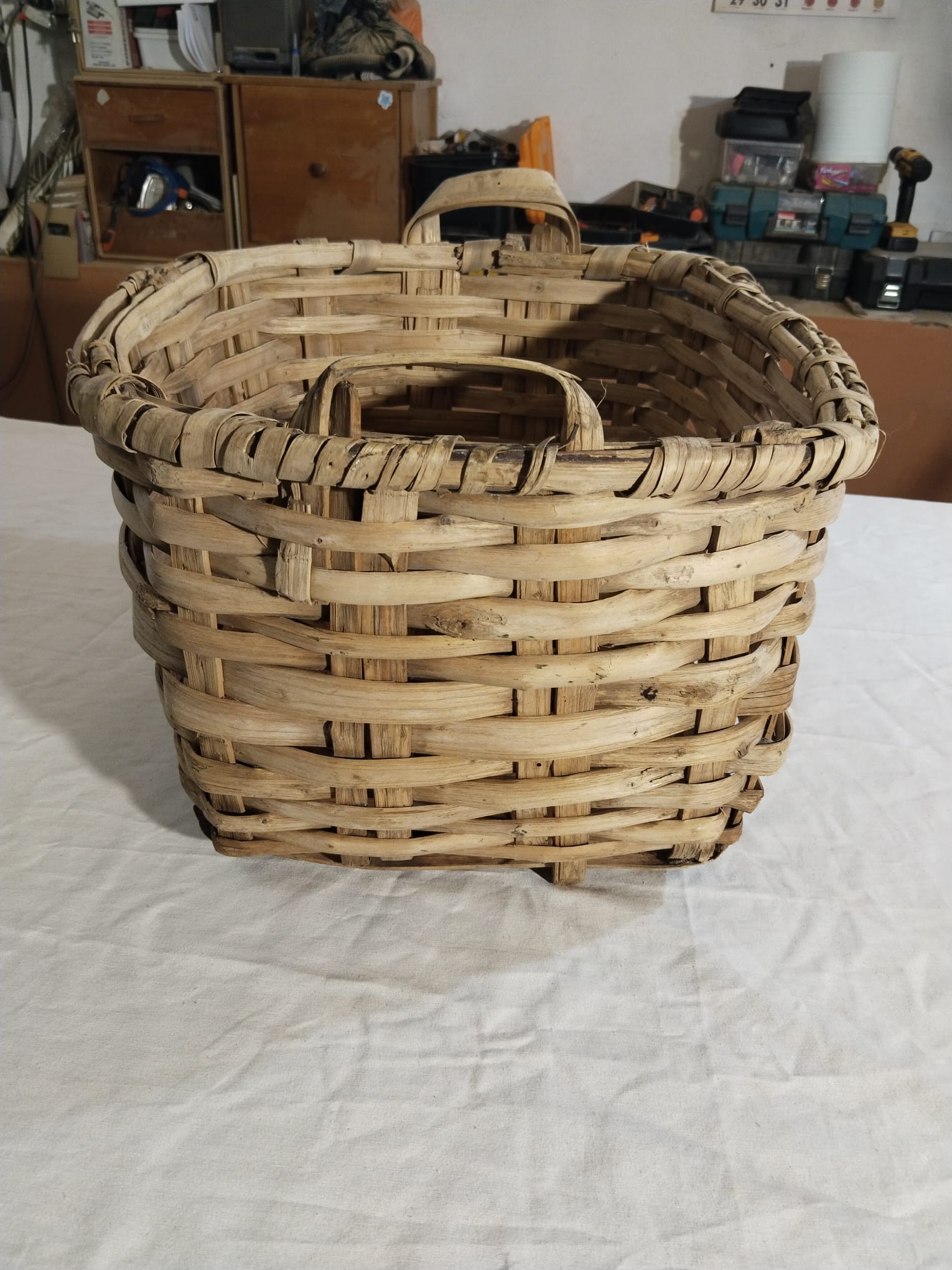 Cesto de Castaño | Autenticidad Trenzada del Siglo XIX - Imagen 7