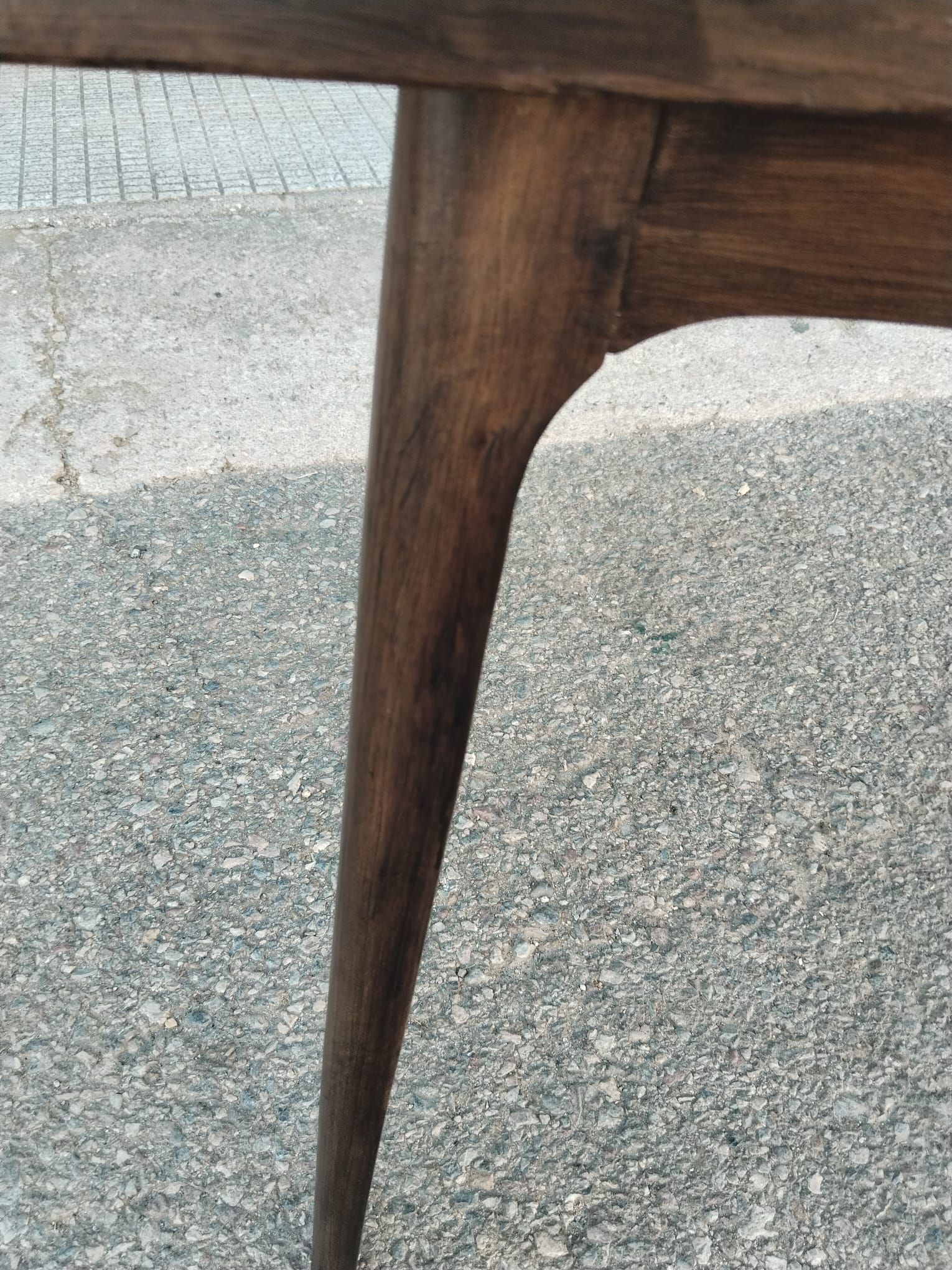 Mesa de madera antigua restaurada – Puerta de alacena de 1890 - Imagen 3