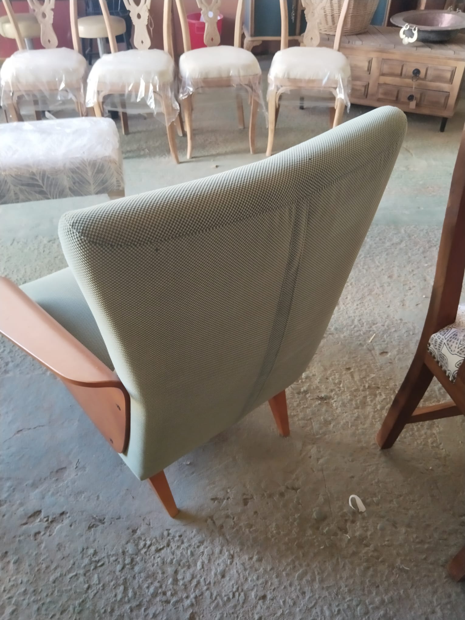 Sillón nórdico vintage de madera curvada y respaldo alto | Años 60 - Imagen 4