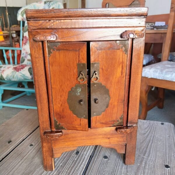 Joyero antiguo de nogal del siglo XIX – Gabinete de madera